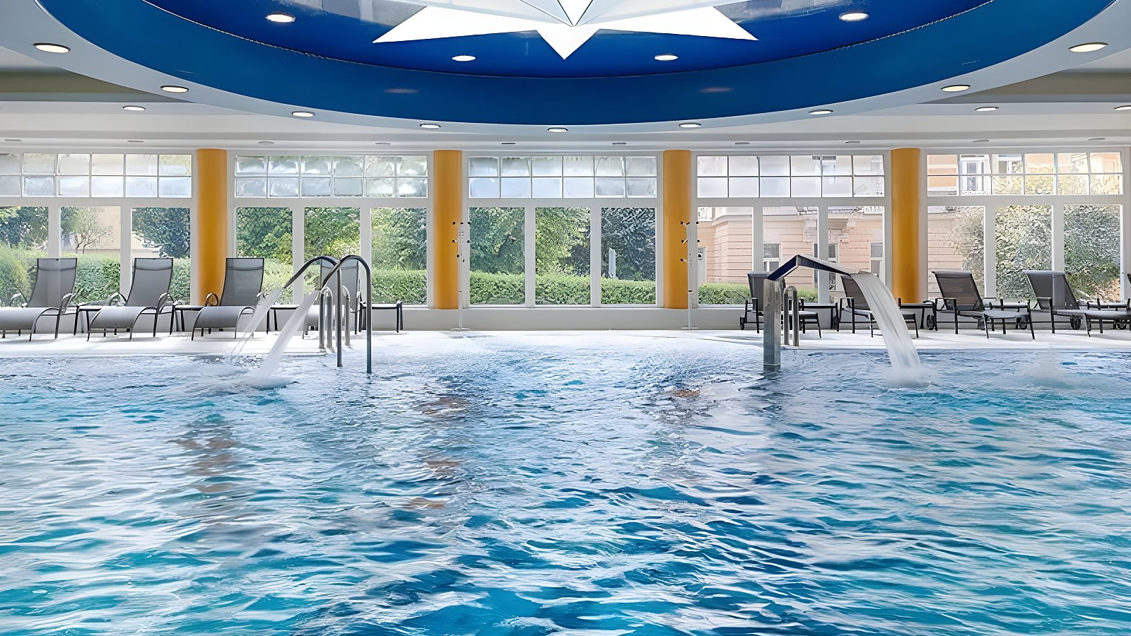 Gesundheitsreise mit Zuschuss Ihrer Krankenkasse nach Marienbad. Foto 3 zeigt eine Impression von Ensana Health Spa Resort Centrální Lázne oder seiner Umgebung.