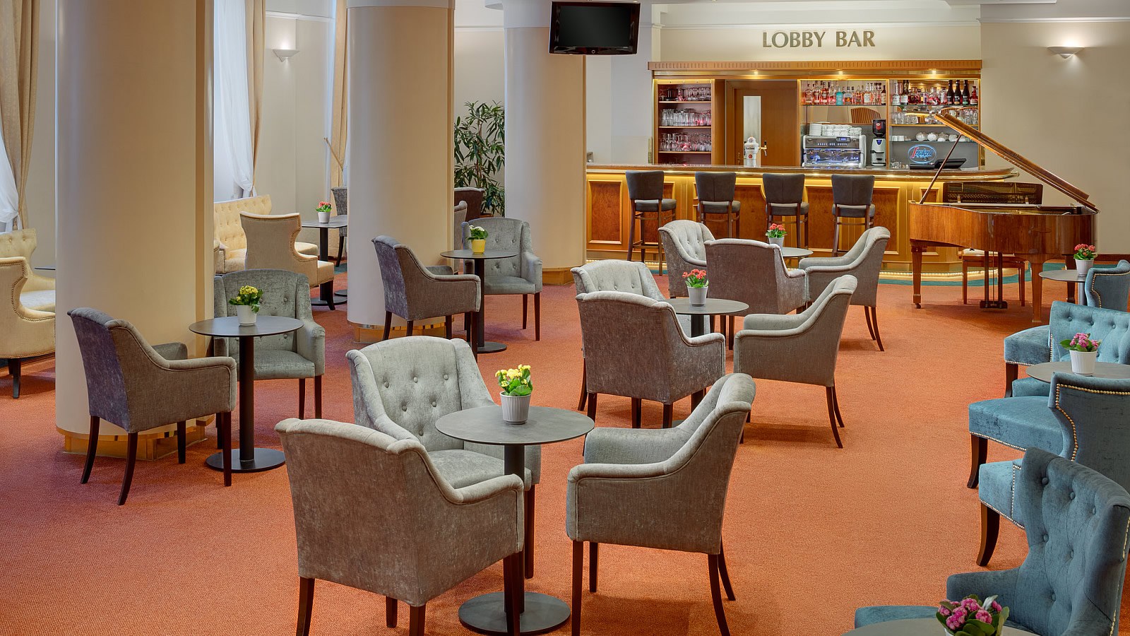 Gesundheitsreise mit Zuschuss Ihrer Krankenkasse nach Marienbad. Foto 9 zeigt eine Impression von Ensana Health Spa Resort Centrální Lázne oder seiner Umgebung.