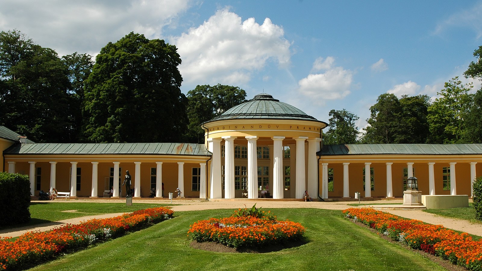 Gesundheitsreise mit Zuschuss Ihrer Krankenkasse nach Marienbad. Foto 20 zeigt eine Impression von Ensana Health Spa Resort Centrální Lázne oder seiner Umgebung.