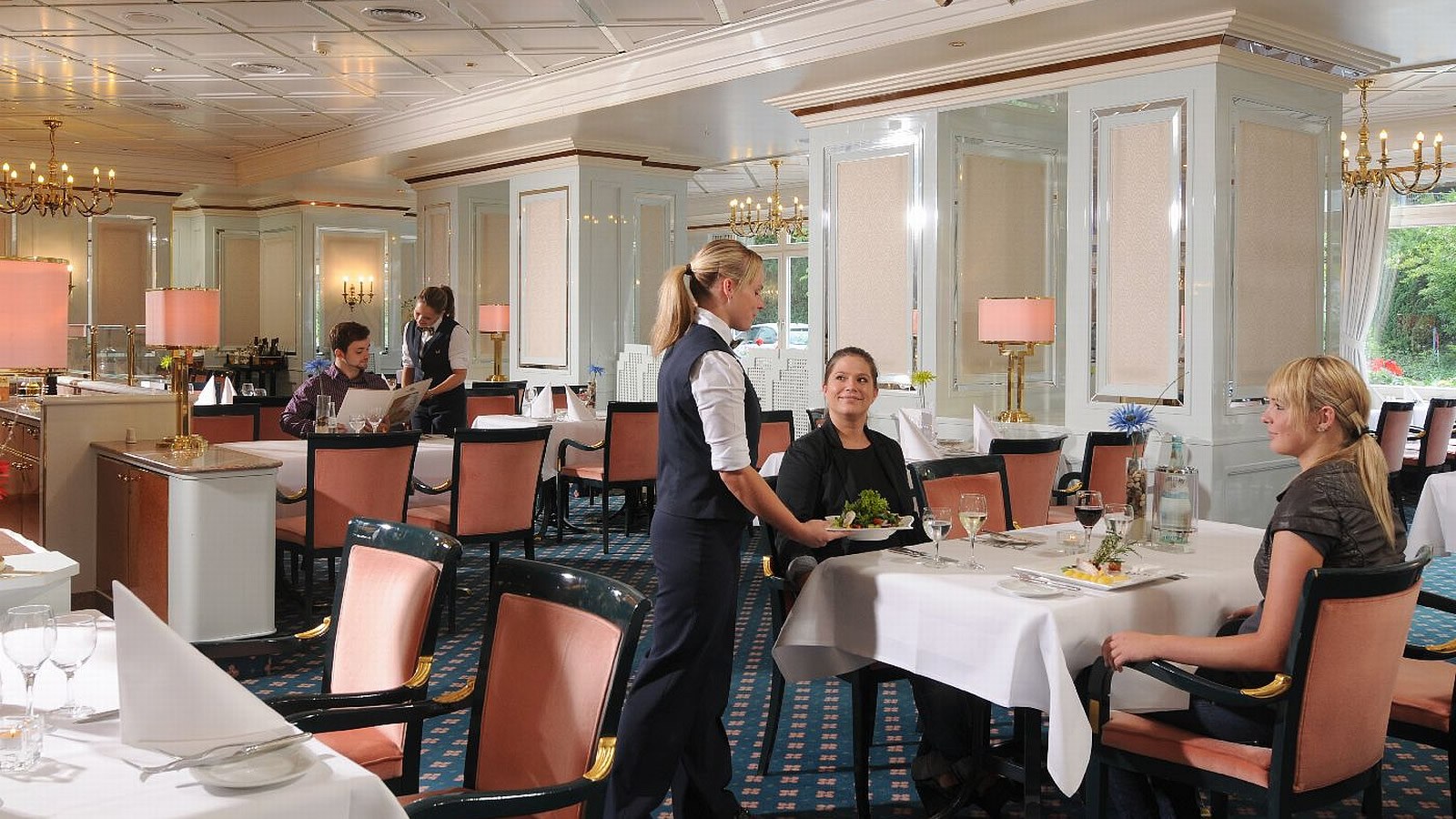 Gesundheitsreise mit Zuschuss Ihrer Krankenkasse nach Bad Wildungen. Foto 5 zeigt eine Impression von Maritim Hotel oder seiner Umgebung.