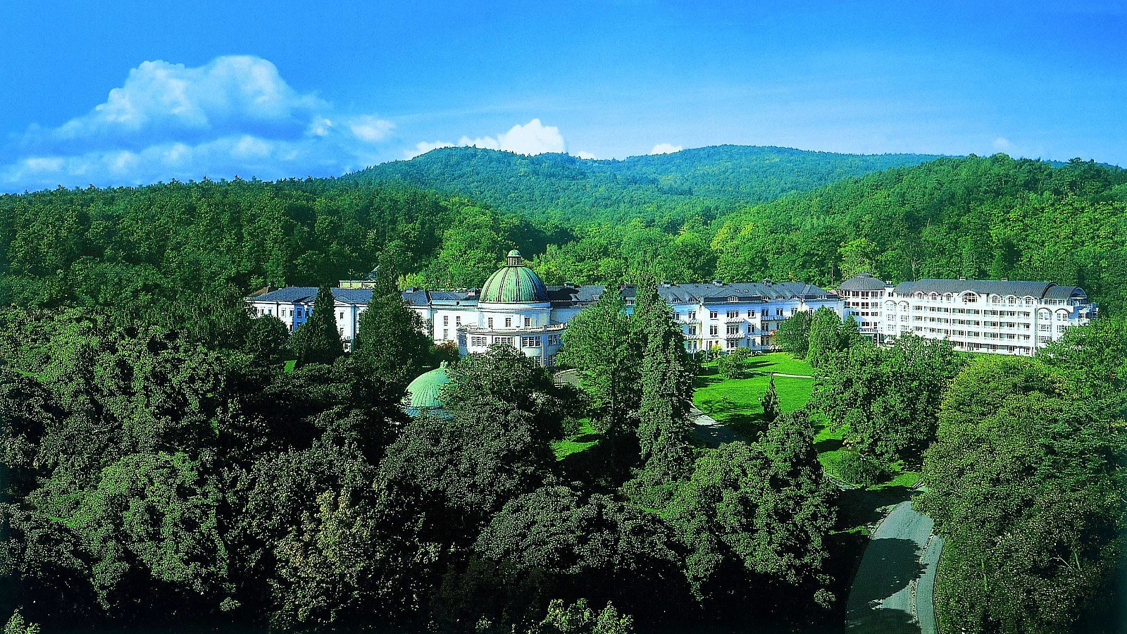 Gesundheitsreise mit Zuschuss Ihrer Krankenkasse nach Bad Wildungen. Foto 8 zeigt eine Impression von Maritim Hotel oder seiner Umgebung.