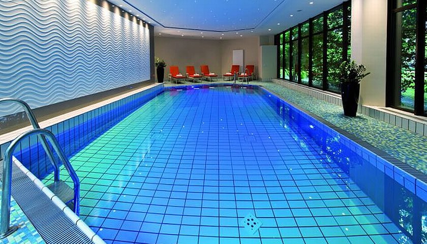 Gesundheitsreise mit Zuschuss Ihrer Krankenkasse nach Bad Homburg. Foto 4 zeigt eine Impression von Maritim Hotel oder seiner Umgebung.