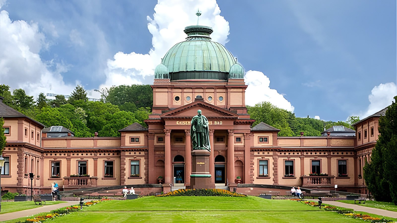 Gesundheitsreise mit Zuschuss Ihrer Krankenkasse nach Bad Homburg. Foto 7 zeigt eine Impression von Maritim Hotel oder seiner Umgebung.