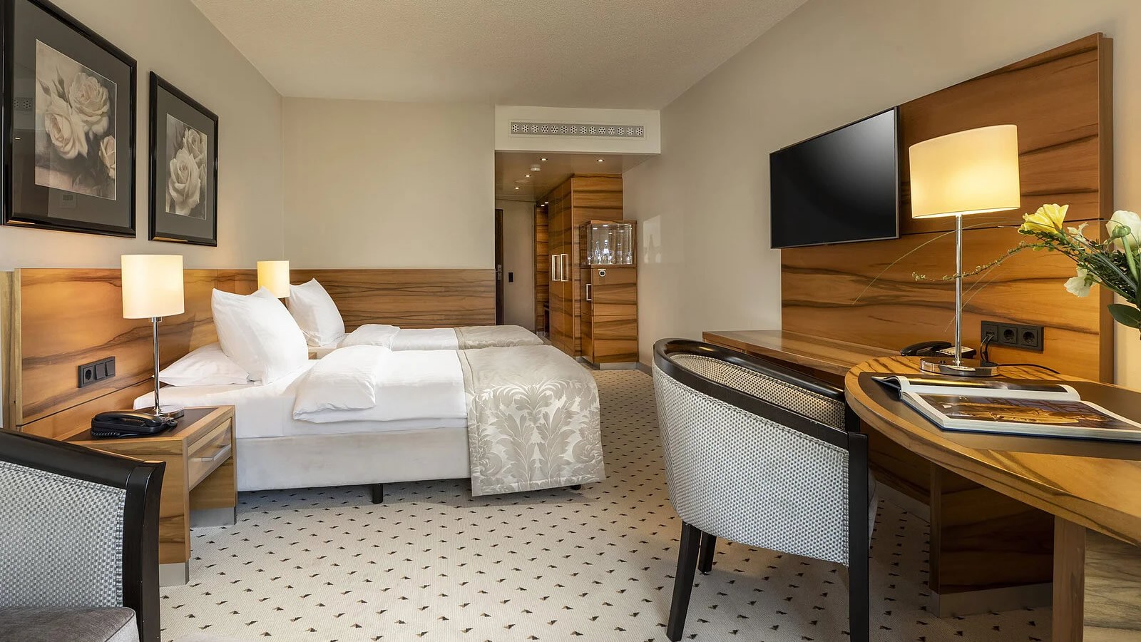 Gesundheitsreise mit Zuschuss Ihrer Krankenkasse nach Bad Homburg. Foto 17 zeigt eine Impression von Maritim Hotel oder seiner Umgebung.