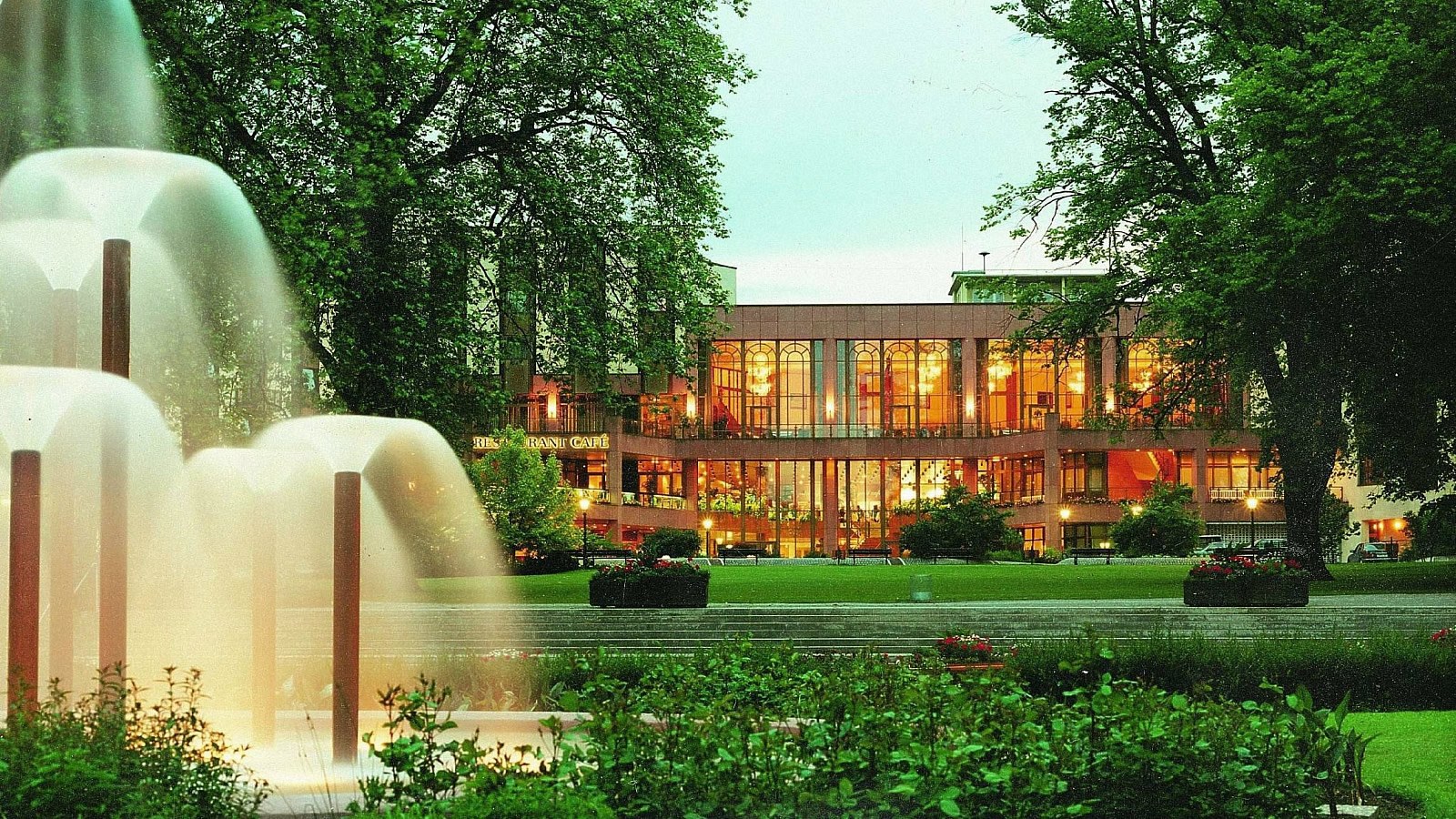 Gesundheitsreise mit Zuschuss Ihrer Krankenkasse nach Bad Homburg. Foto 20 zeigt eine Impression von Maritim Hotel oder seiner Umgebung.