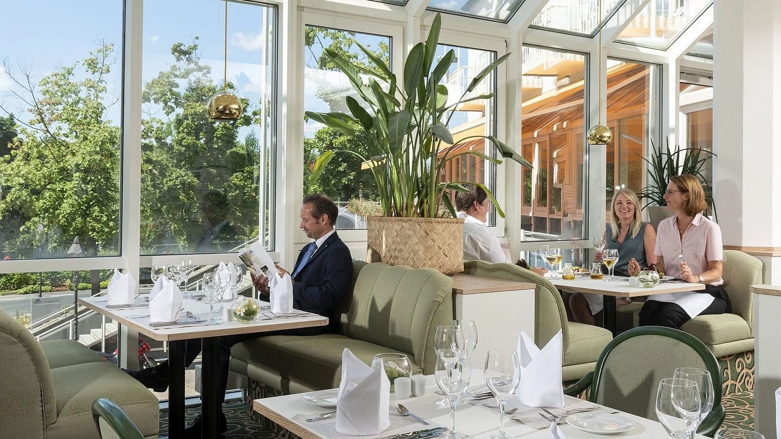 Gesundheitsreise mit Zuschuss Ihrer Krankenkasse nach Würzburg. Foto 9 zeigt eine Impression von Maritim Hotel oder seiner Umgebung.