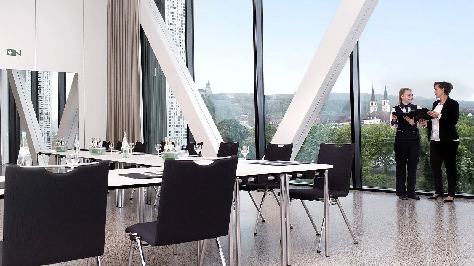 Gesundheitsreise mit Zuschuss Ihrer Krankenkasse nach Würzburg. Foto 15 zeigt eine Impression von Maritim Hotel oder seiner Umgebung.