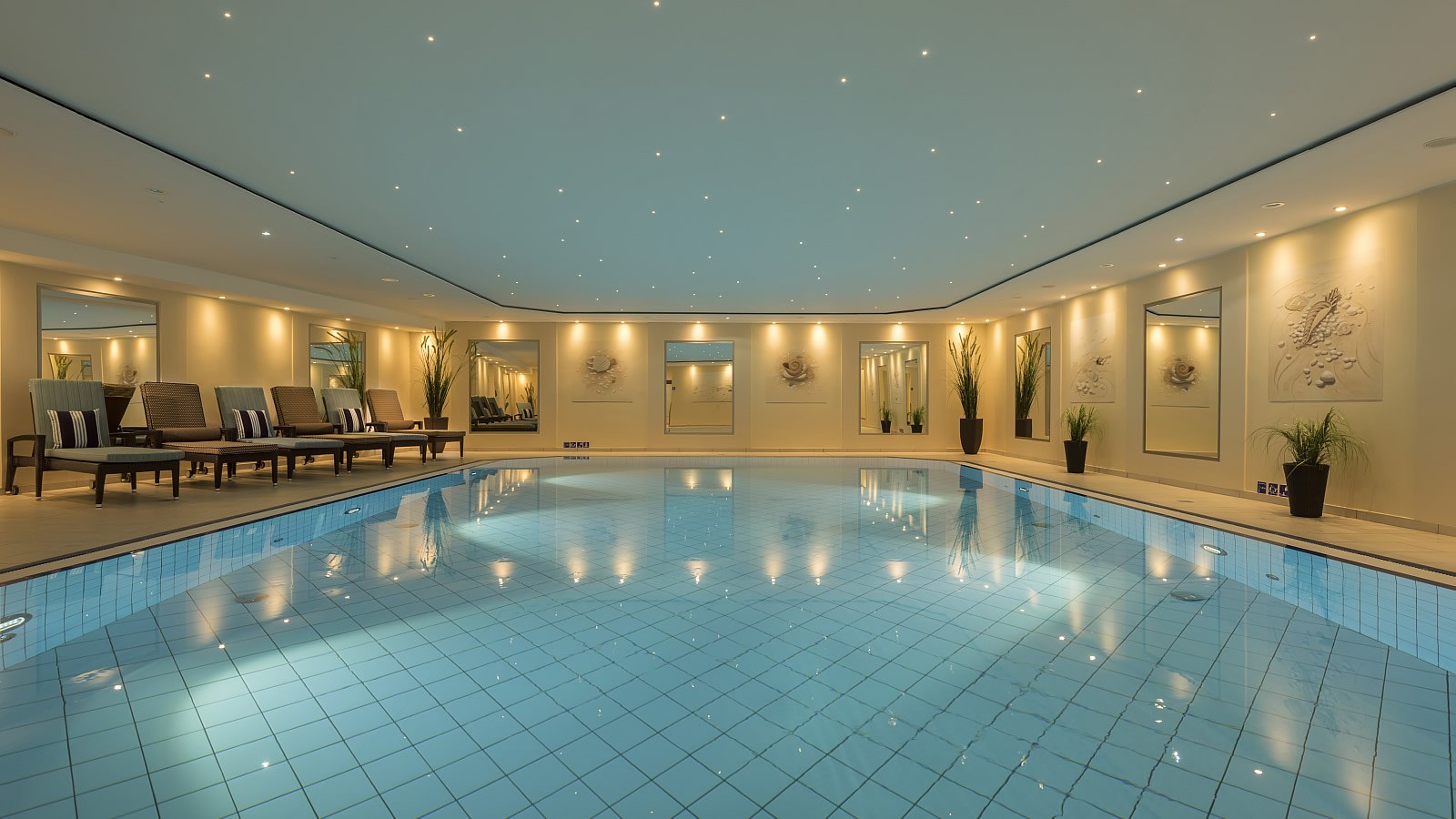 Gesundheitsreise mit Zuschuss Ihrer Krankenkasse nach Königswinter. Foto 2 zeigt eine Impression von Maritim Hotel  oder seiner Umgebung.