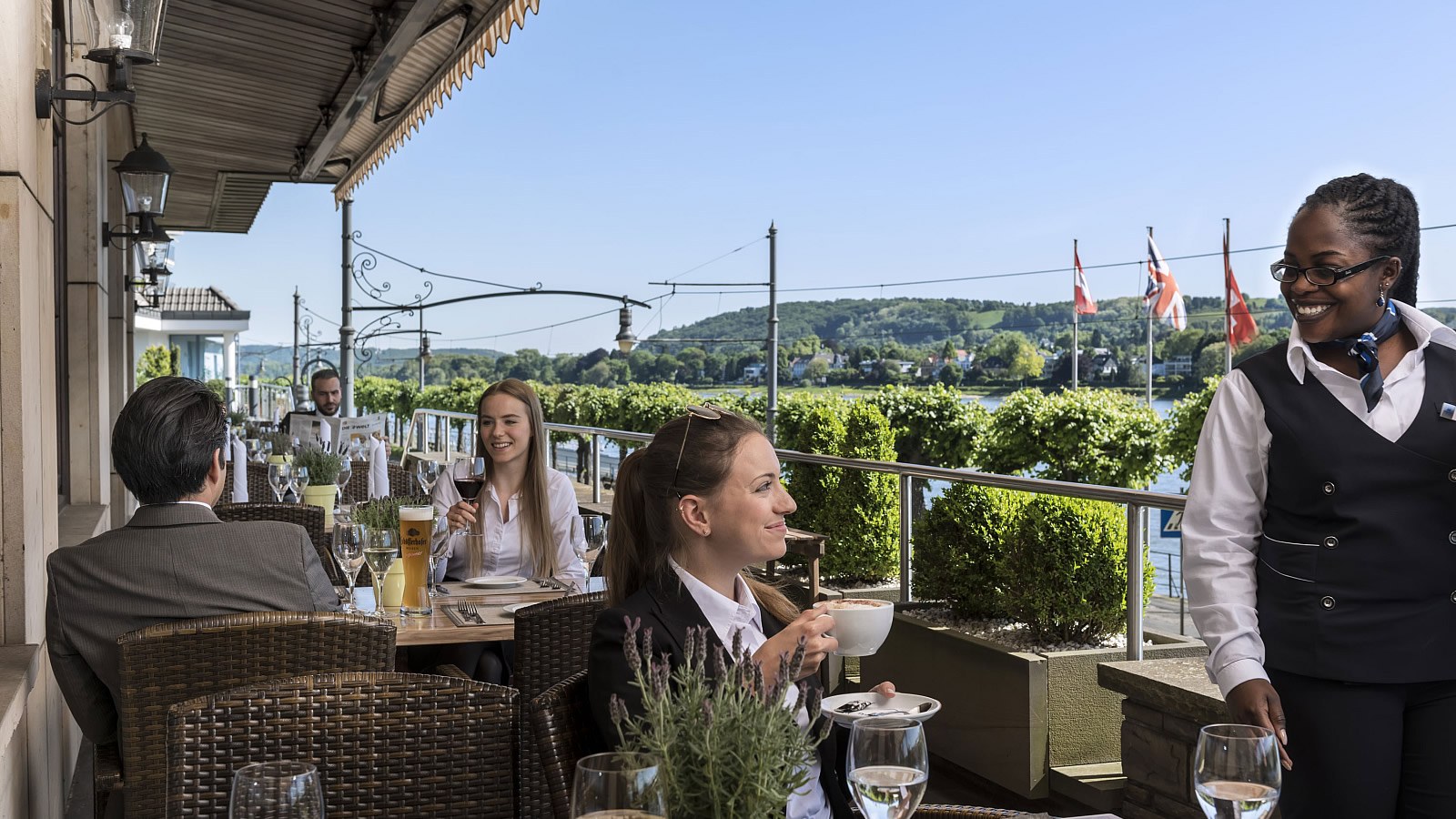 Gesundheitsreise mit Zuschuss Ihrer Krankenkasse nach Königswinter. Foto 9 zeigt eine Impression von Maritim Hotel  oder seiner Umgebung.