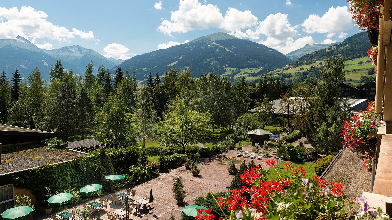 Gesundheitsreise mit Zuschuss Ihrer Krankenkasse nach Bad Hofgastein. Foto 2 zeigt eine Impression von Johannesbad Hotel Palace oder seiner Umgebung.