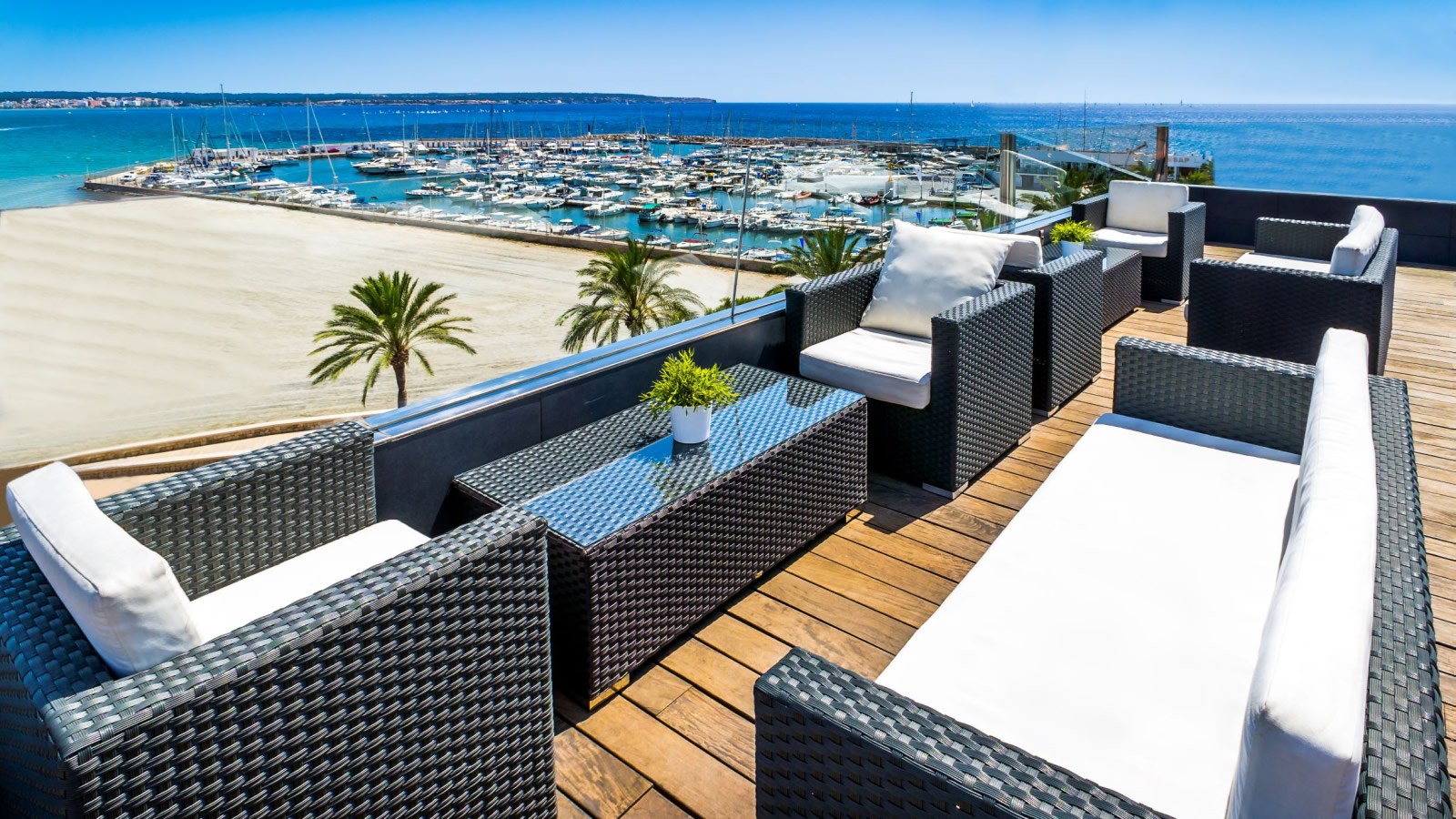 Gesundheitsreise mit Zuschuss Ihrer Krankenkasse nach Can Pastilla. Foto 1 zeigt eine Impression von Nautic Hotel & Spa oder seiner Umgebung.