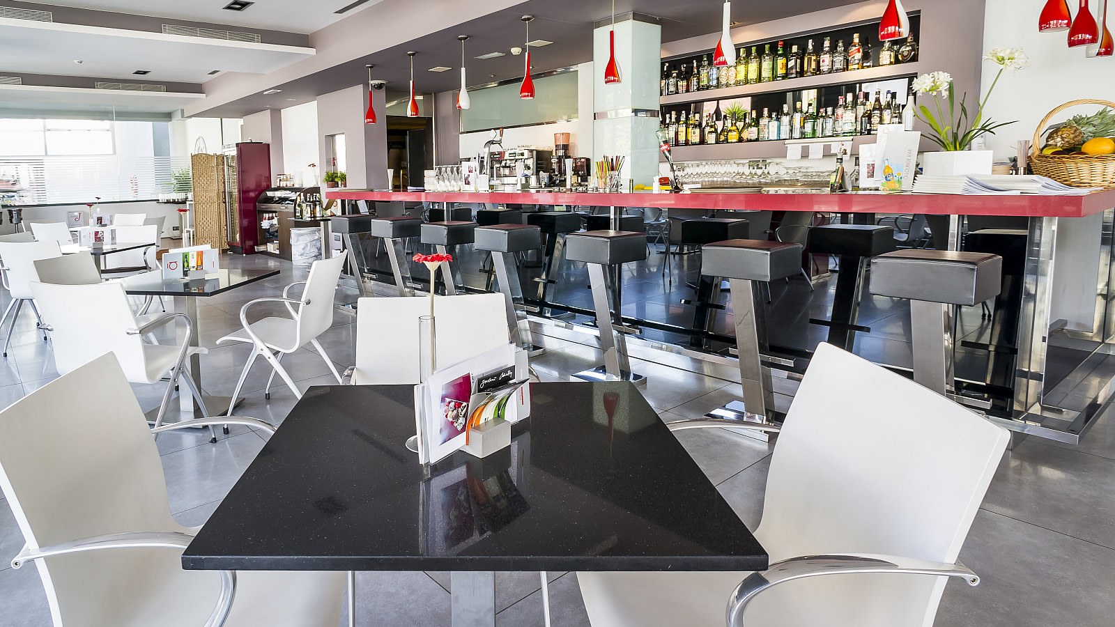 Gesundheitsreise mit Zuschuss Ihrer Krankenkasse nach Can Pastilla. Foto 6 zeigt eine Impression von Nautic Hotel & Spa oder seiner Umgebung.