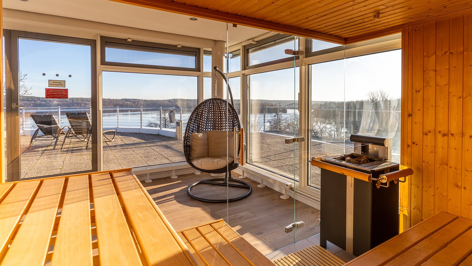 Gesundheitsreise mit Zuschuss Ihrer Krankenkasse nach Potsdam. Foto 4 zeigt eine Impression von Kongresshotel Potsdam am Templiner See oder seiner Umgebung.