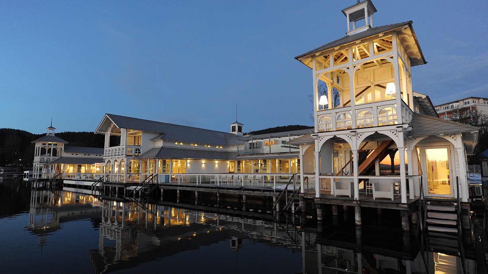 Gesundheitsreise mit Zuschuss Ihrer Krankenkasse nach Pörtschach am Wörthersee. Foto 3 zeigt eine Impression von Werzers Hotel Resort oder seiner Umgebung.