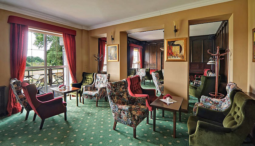 Gesundheitsreise mit Zuschuss Ihrer Krankenkasse nach Kolberg. Foto 9 zeigt eine Impression von Mona Lisa Medical Wellness & Spa oder seiner Umgebung.