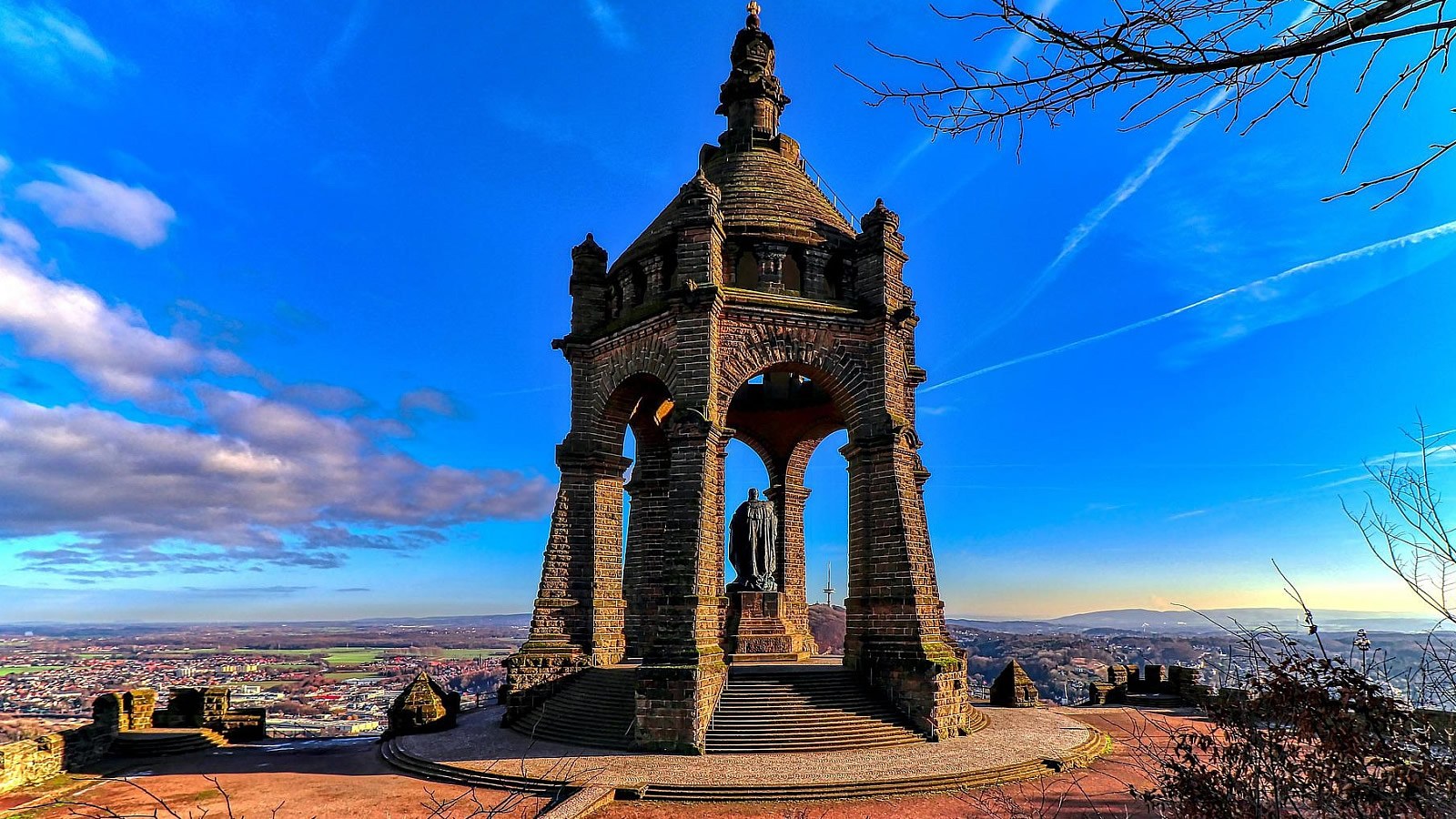 Gesundheitsreise mit Zuschuss Ihrer Krankenkasse nach Vlotho. Foto 12 zeigt eine Impression von B&K Hotels oder seiner Umgebung.