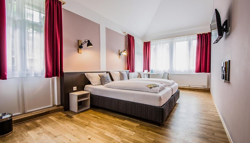 Gesundheitsreise mit Zuschuss Ihrer Krankenkasse nach Königswinter. Foto 5 zeigt eine Impression von JUFA Hotel Königswinter/Bonn oder seiner Umgebung.