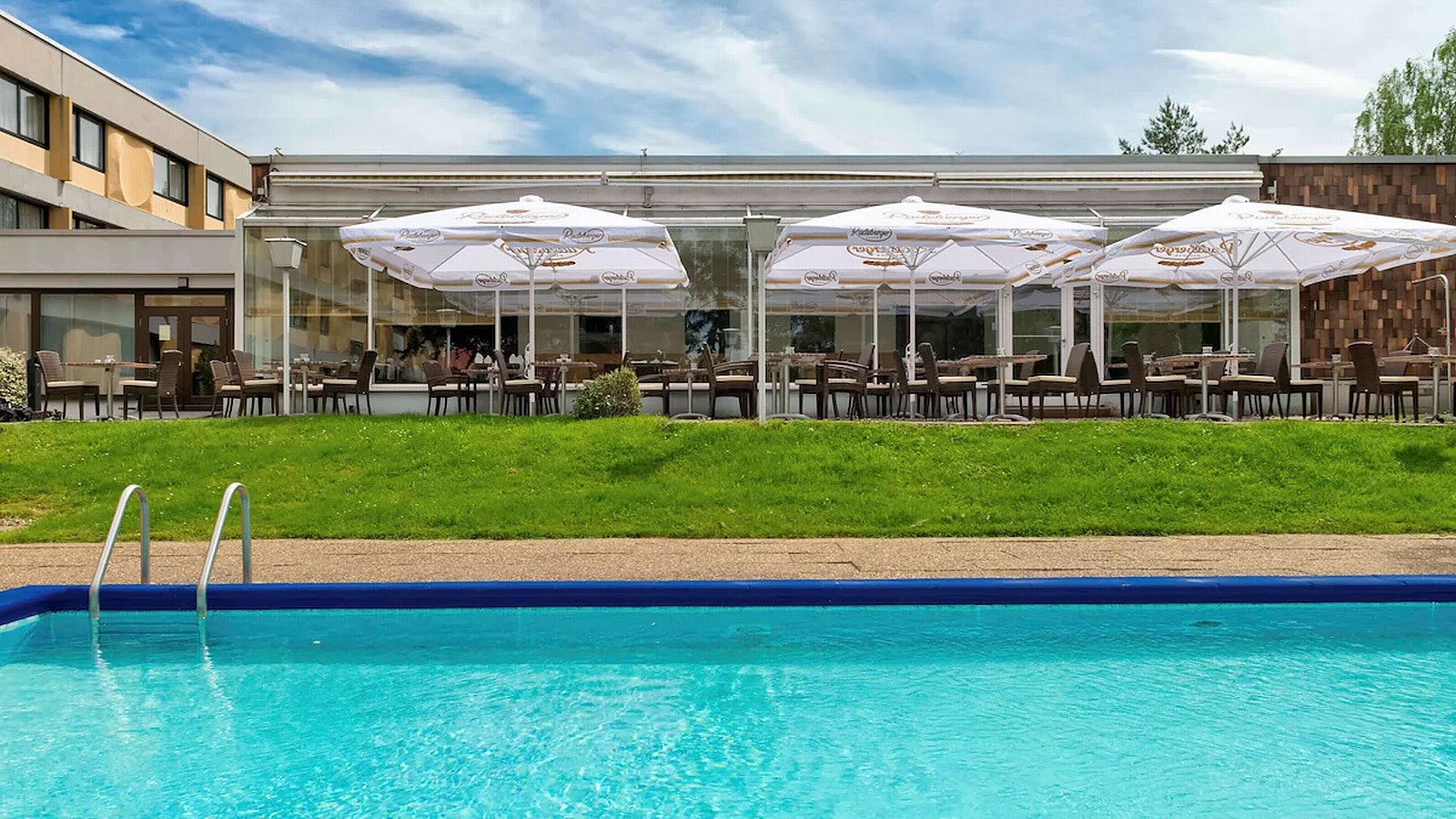 Gesundheitsreise mit Zuschuss Ihrer Krankenkasse nach Saarbrücken. Foto 3 zeigt eine Impression von Mercure Hotel Saarbrücken Süd oder seiner Umgebung.