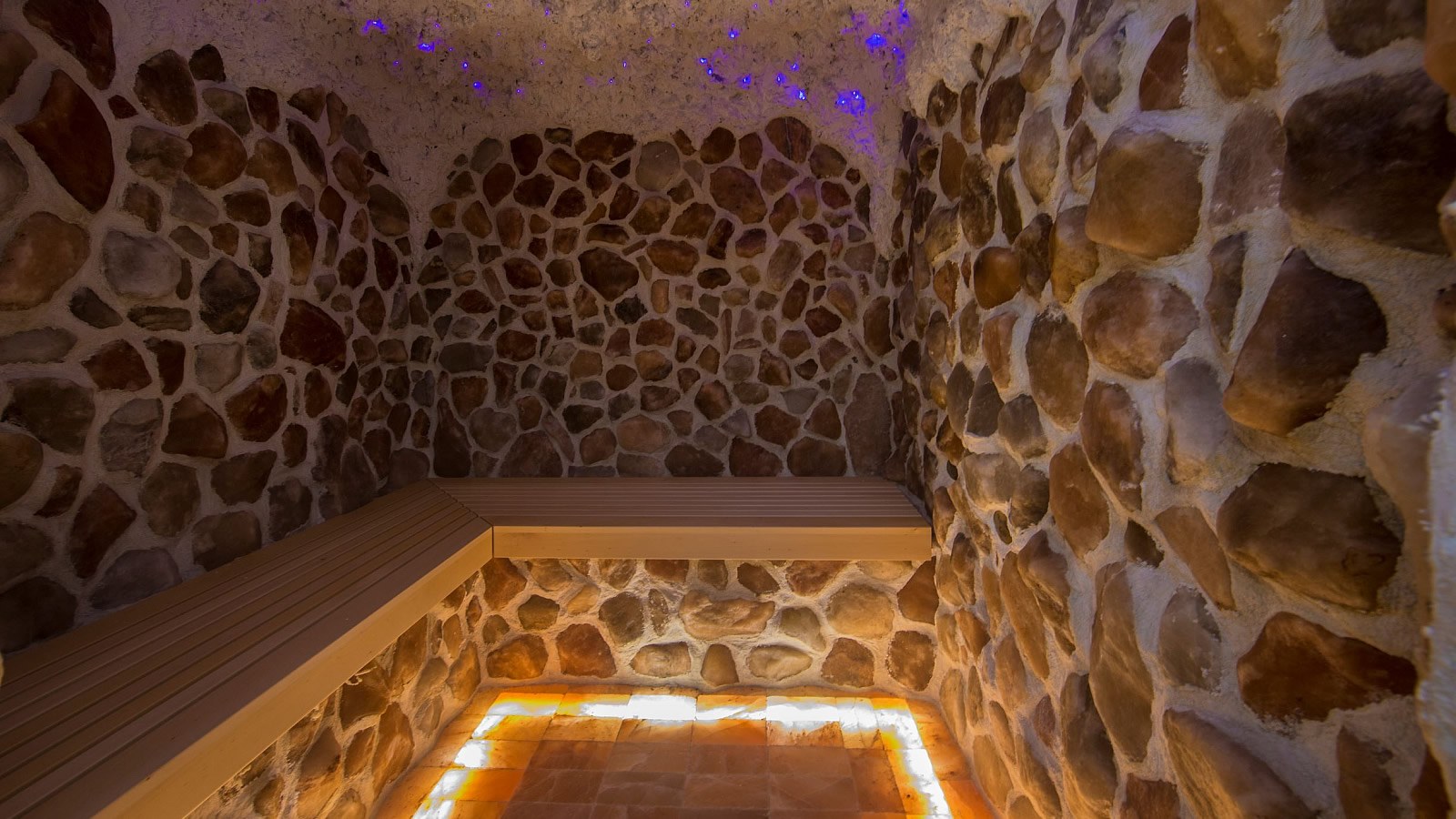 Gesundheitsreise mit Zuschuss Ihrer Krankenkasse nach Bad Füssing. Foto 5 zeigt eine Impression von Johannesbad Thermalhotel Ludwig Thoma oder seiner Umgebung.