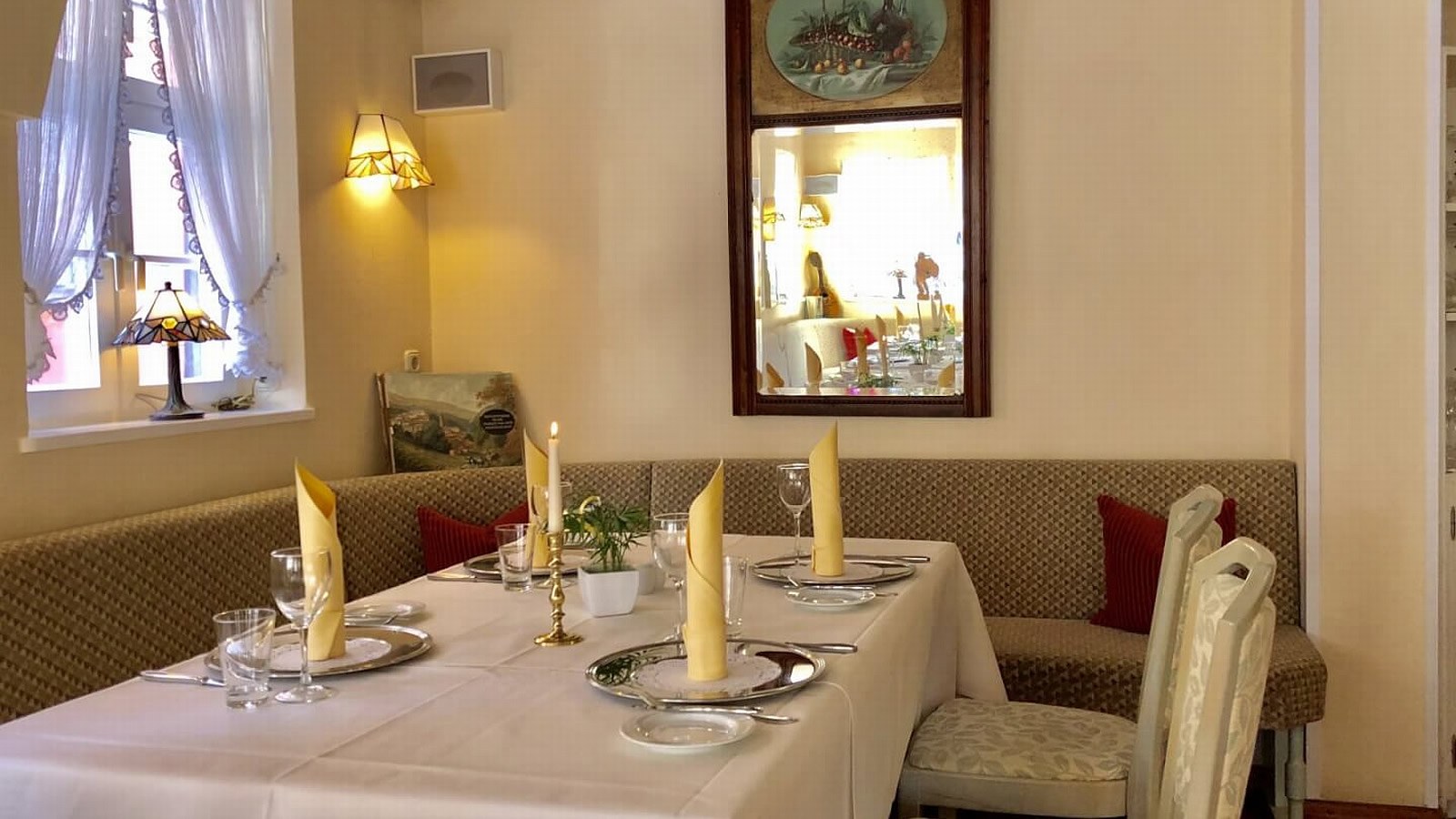 Gesundheitsreise mit Zuschuss Ihrer Krankenkasse nach Bad Windsheim. Foto 7 zeigt eine Impression von ARVENA Reichsstadt Hotel oder seiner Umgebung.