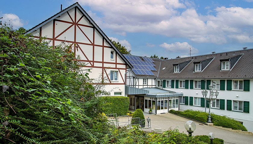 Gesundheitsreise mit Zuschuss Ihrer Krankenkasse nach Wuppertal. Foto 7 zeigt eine Impression von Waldhotel Eskeshof oder seiner Umgebung.