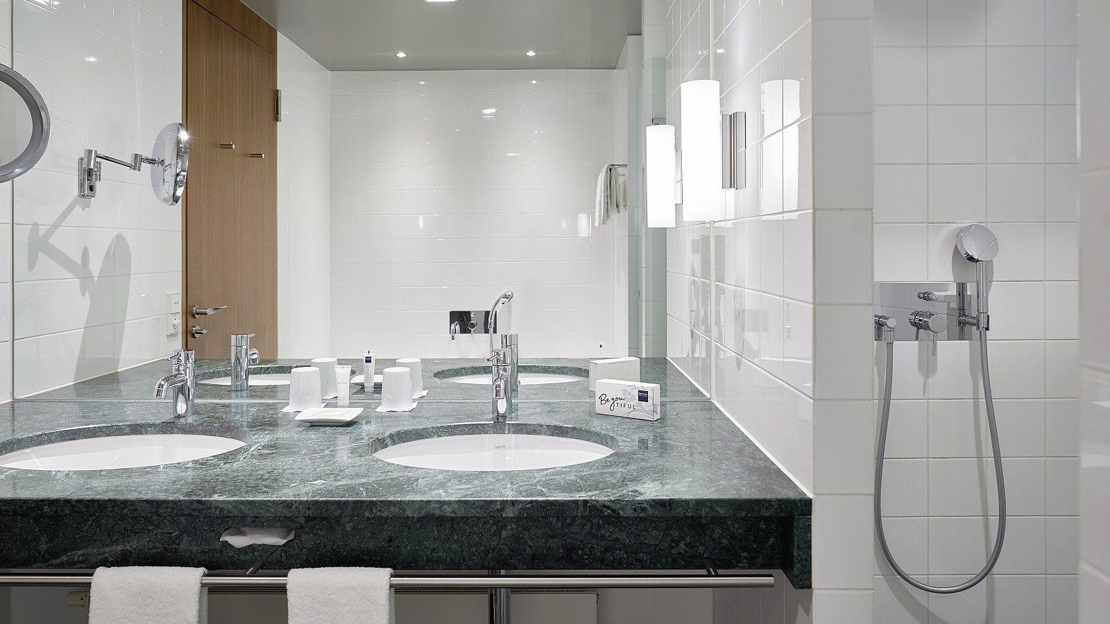 Gesundheitsreise mit Zuschuss Ihrer Krankenkasse nach Berlin. Foto 16 zeigt eine Impression von Dorint Kurfürstendamm oder seiner Umgebung.