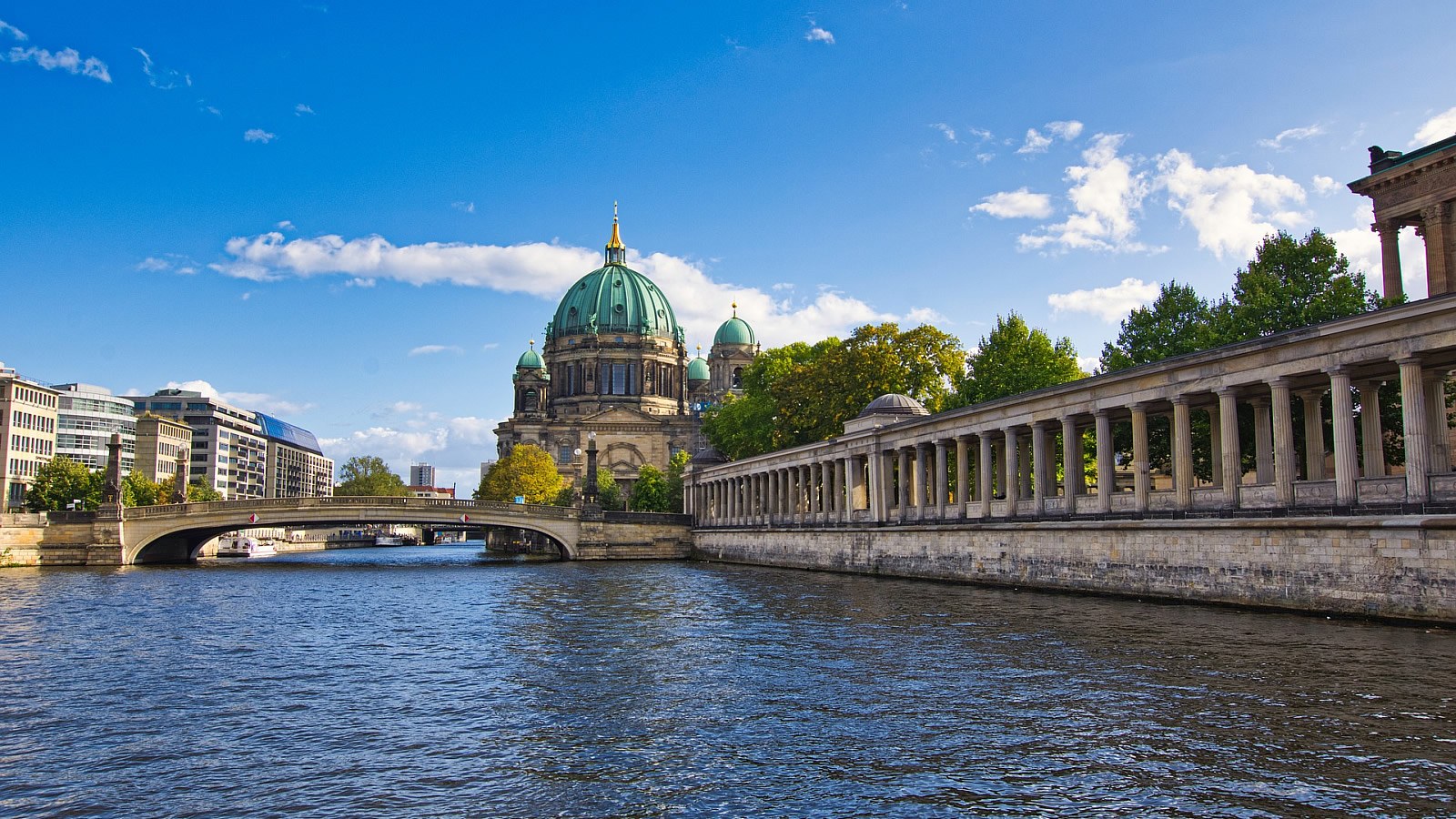 Gesundheitsreise mit Zuschuss Ihrer Krankenkasse nach Berlin. Foto 21 zeigt eine Impression von Dorint Kurfürstendamm oder seiner Umgebung.