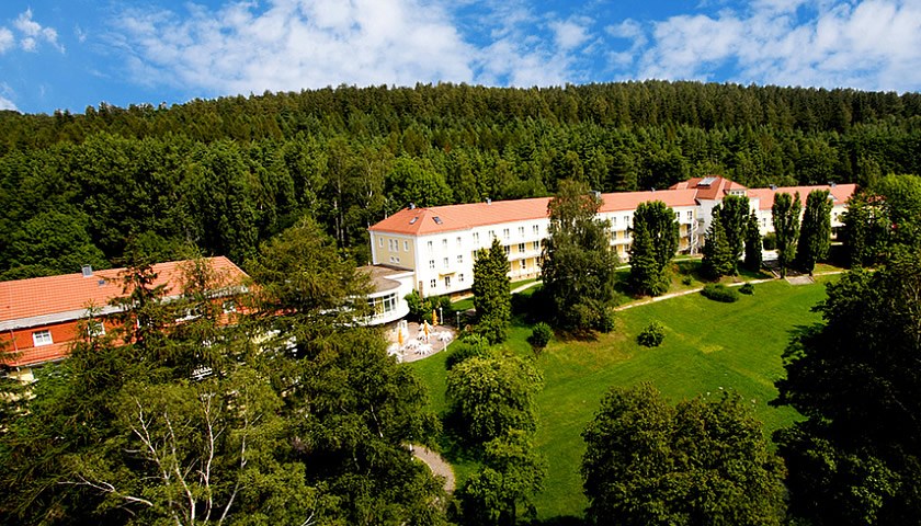 Gesundheitsreise mit Zuschuss Ihrer Krankenkasse nach Bad Tabarz. Foto 2 zeigt eine Impression von AKZENT Hotel Am Burgholz oder seiner Umgebung.
