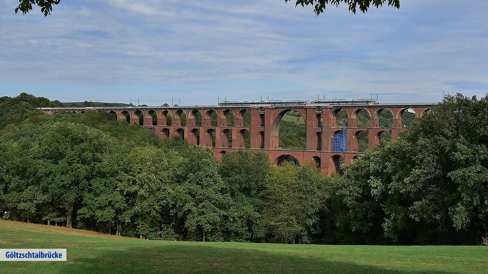 Gesundheitsreise mit Zuschuss Ihrer Krankenkasse nach Bad Brambach. Foto 18 zeigt eine Impression von Santé Royale Hotel- und Gesundheitsresort oder seiner Umgebung.
