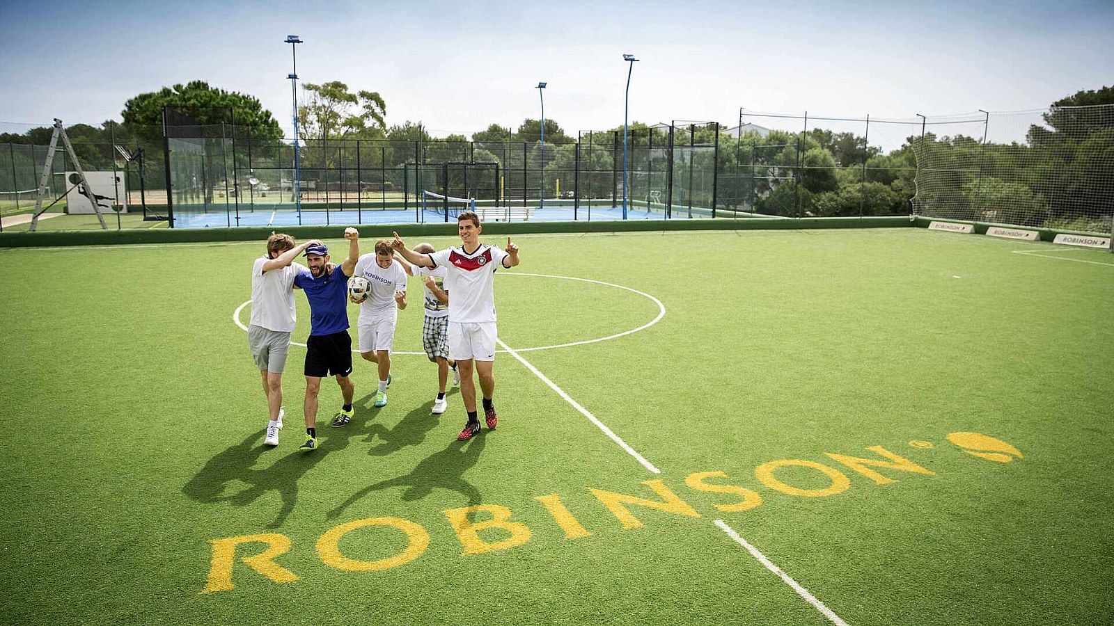 Gesundheitsreise mit Zuschuss Ihrer Krankenkasse nach Cala Serena. Foto 37 zeigt eine Impression von ROBINSON Cala Serena oder seiner Umgebung.