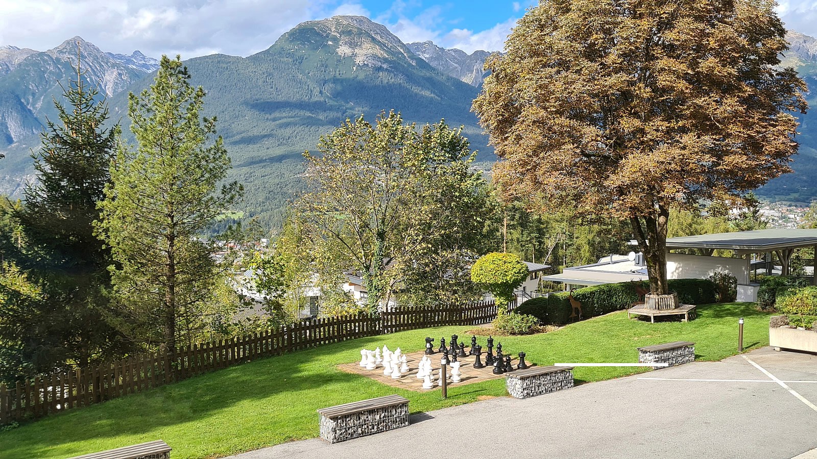 Gesundheitsreise mit Zuschuss Ihrer Krankenkasse nach Arzl im Pitztal. Foto 2 zeigt eine Impression von Hotel Arzlerhof oder seiner Umgebung.