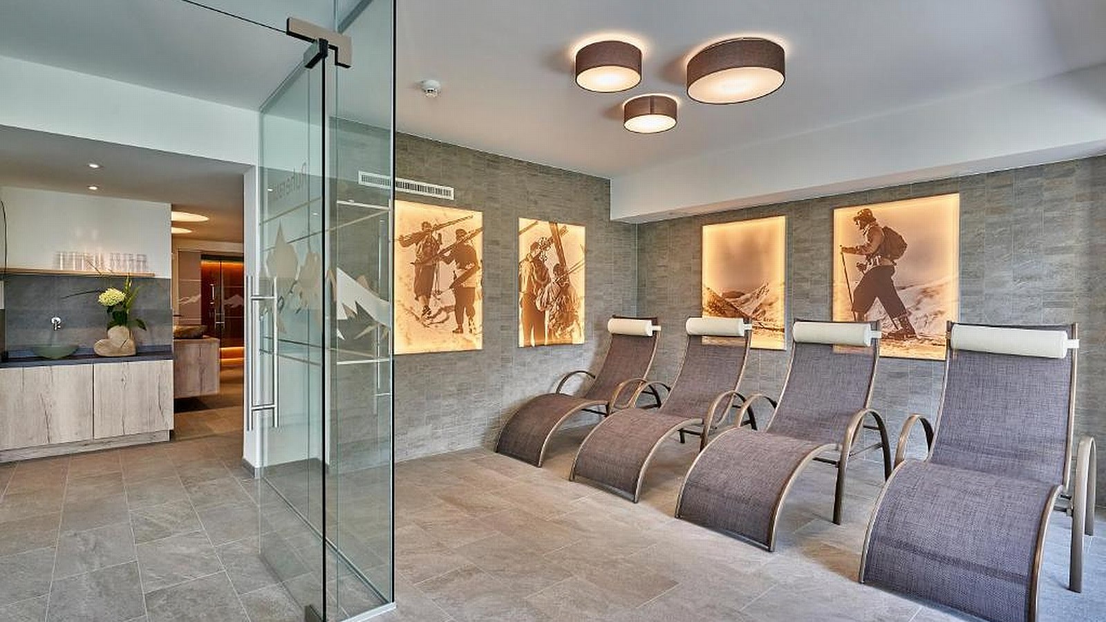 Gesundheitsreise mit Zuschuss Ihrer Krankenkasse nach Arzl im Pitztal. Foto 9 zeigt eine Impression von Hotel Arzlerhof oder seiner Umgebung.