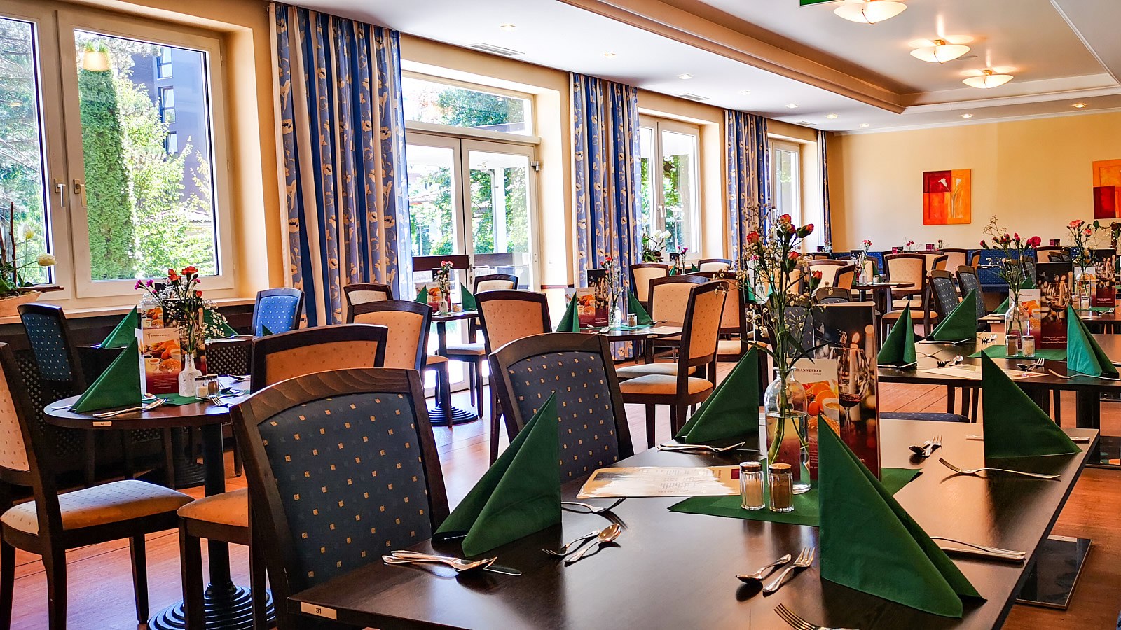 Gesundheitsreise mit Zuschuss Ihrer Krankenkasse nach Bad Füssing. Foto 5 zeigt eine Impression von Johannesbad Hotel Füssinger Hof oder seiner Umgebung.