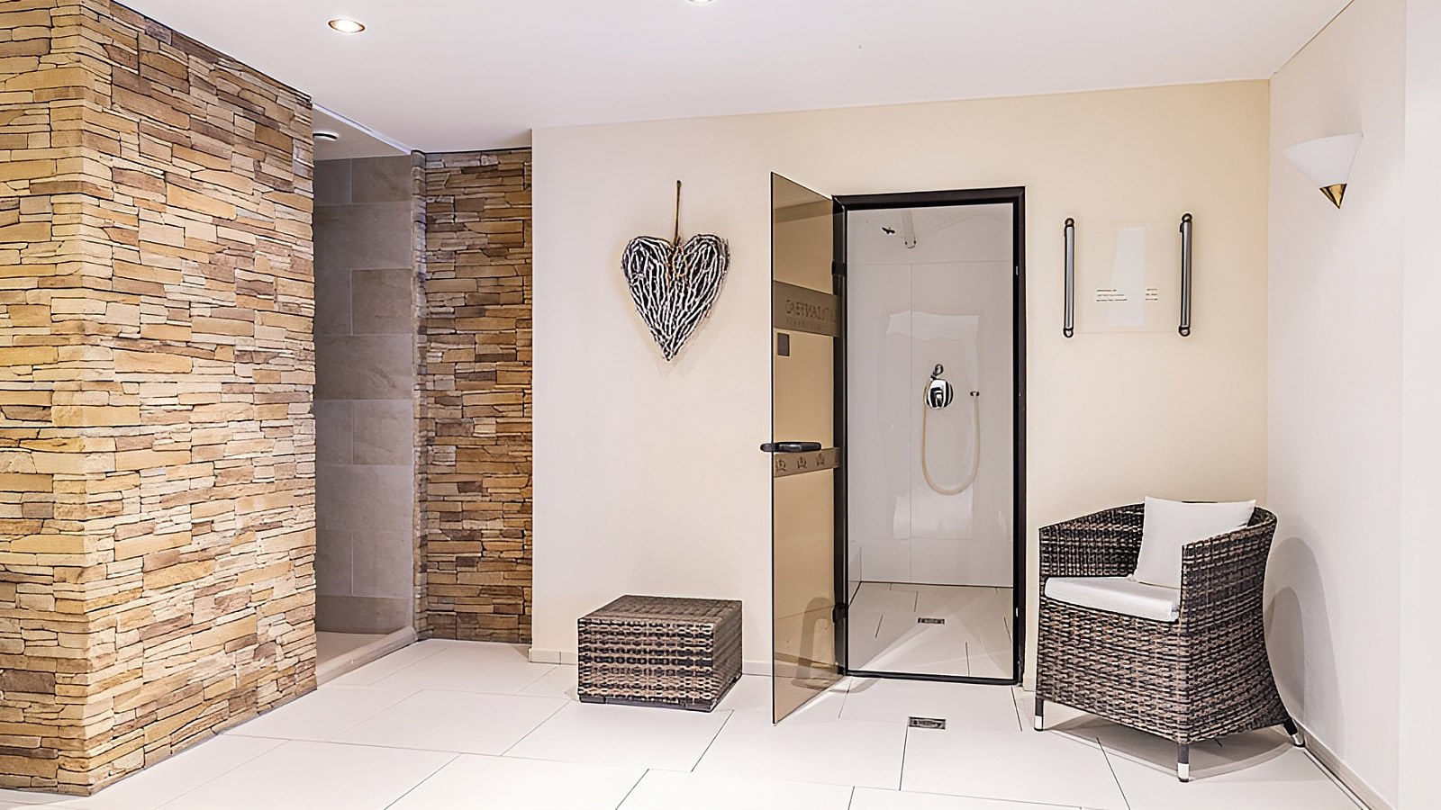 Gesundheitsreise mit Zuschuss Ihrer Krankenkasse nach Damüls. Foto 10 zeigt eine Impression von Hotel Damülser Hof oder seiner Umgebung.