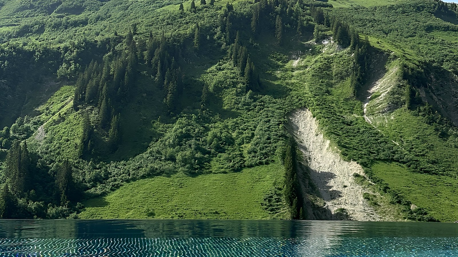 Gesundheitsreise mit Zuschuss Ihrer Krankenkasse nach Damüls. Foto 24 zeigt eine Impression von Hotel Damülser Hof oder seiner Umgebung.