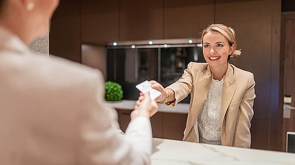 Gesundheitsreise mit Zuschuss Ihrer Krankenkasse nach Damüls. Foto 42 zeigt eine Impression von Hotel Damülser Hof oder seiner Umgebung.
