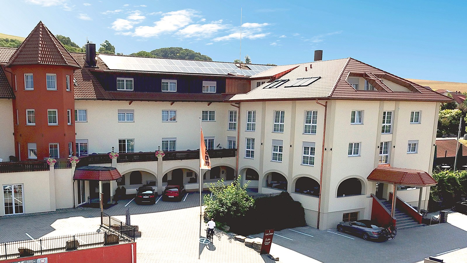 Gesundheitsreise mit Zuschuss Ihrer Krankenkasse nach Bad Mergentheim. Foto 2 zeigt eine Impression von Hotel Edelfinger Hof oder seiner Umgebung.