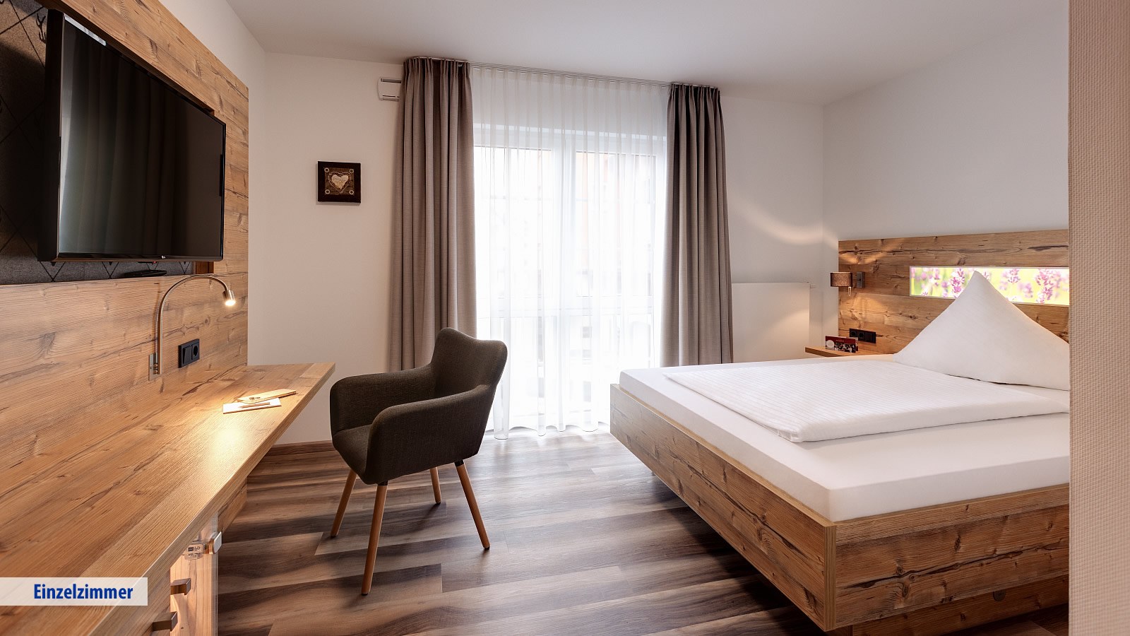 Gesundheitsreise mit Zuschuss Ihrer Krankenkasse nach Bad Mergentheim. Foto 11 zeigt eine Impression von Hotel Edelfinger Hof oder seiner Umgebung.