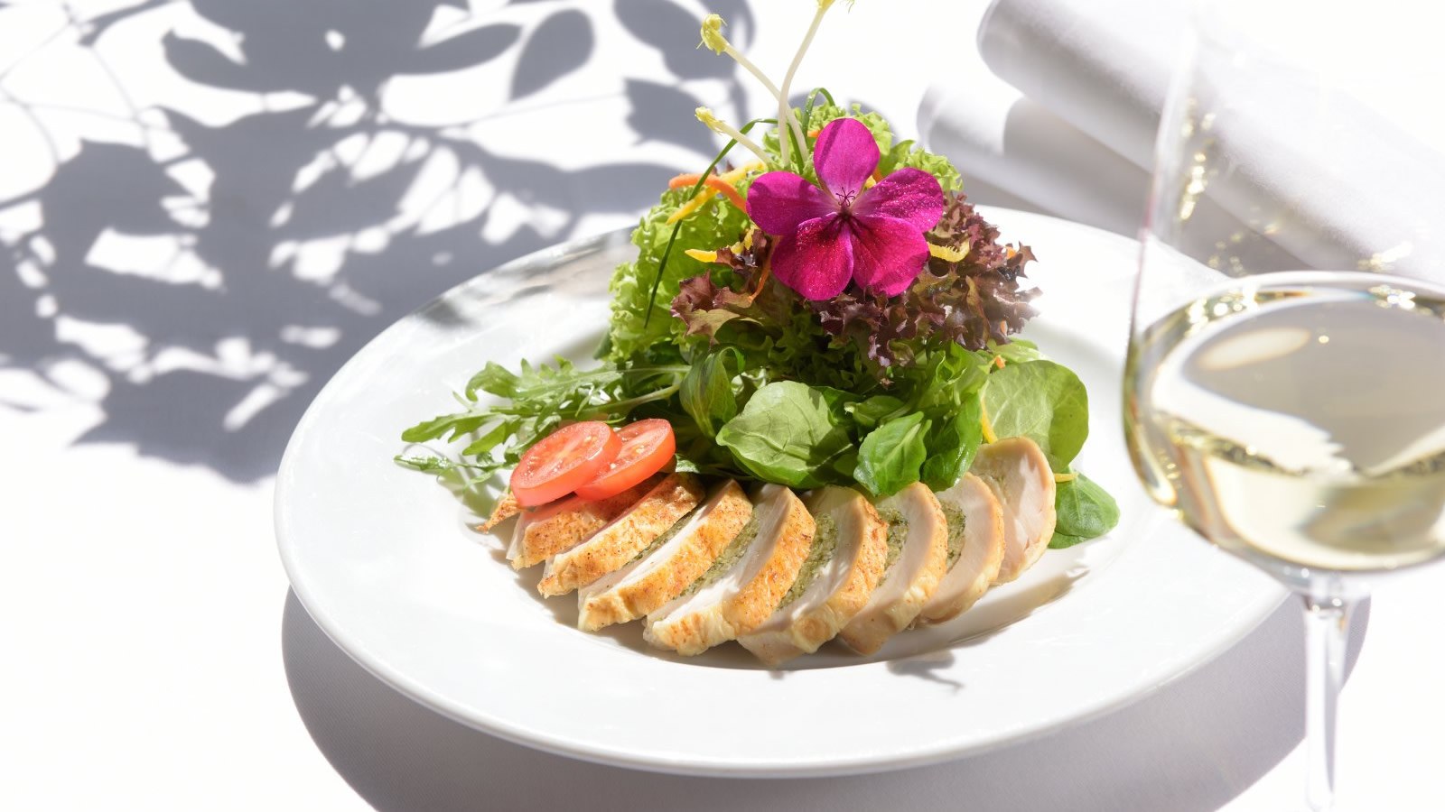 Gesundheitsreise mit Zuschuss Ihrer Krankenkasse nach Bad Hindelang. Foto 16 zeigt eine Impression von DIE GAMS Hotel Restaurant oder seiner Umgebung.