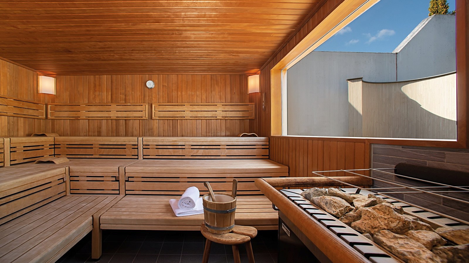 Gesundheitsreise mit Zuschuss Ihrer Krankenkasse nach Teistungen. Foto 3 zeigt eine Impression von Victor´s Residenz-Hotel Teistungenburg oder seiner Umgebung.