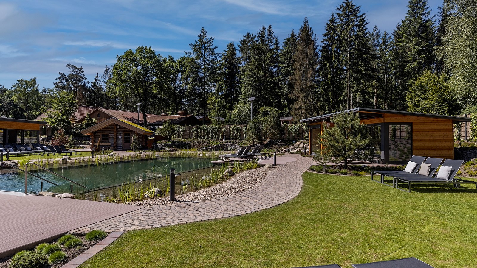 Gesundheitsreise mit Zuschuss Ihrer Krankenkasse nach Garrel. Foto 11 zeigt eine Impression von Hotel Heidegrund oder seiner Umgebung.