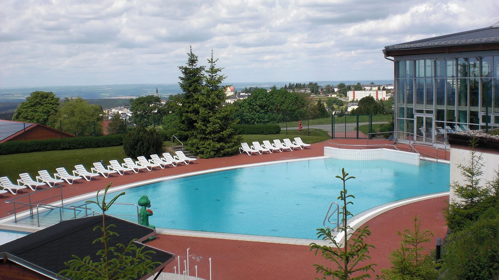 Gesundheitsreise mit Zuschuss Ihrer Krankenkasse nach Schöneck. Foto 9 zeigt eine Impression von IFA Schöneck Hotel & Ferienpark oder seiner Umgebung.