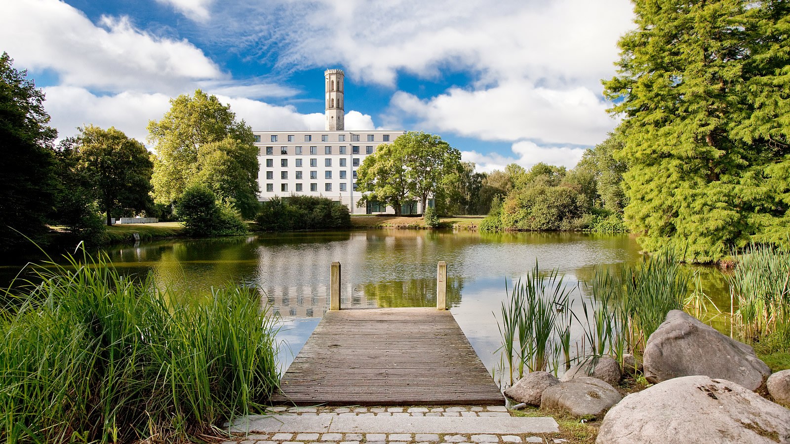 Gesundheitsreise mit Zuschuss Ihrer Krankenkasse nach Braunschweig. Foto 1 zeigt eine Impression von Steigenberger Parkhotel Braunschweig oder seiner Umgebung.