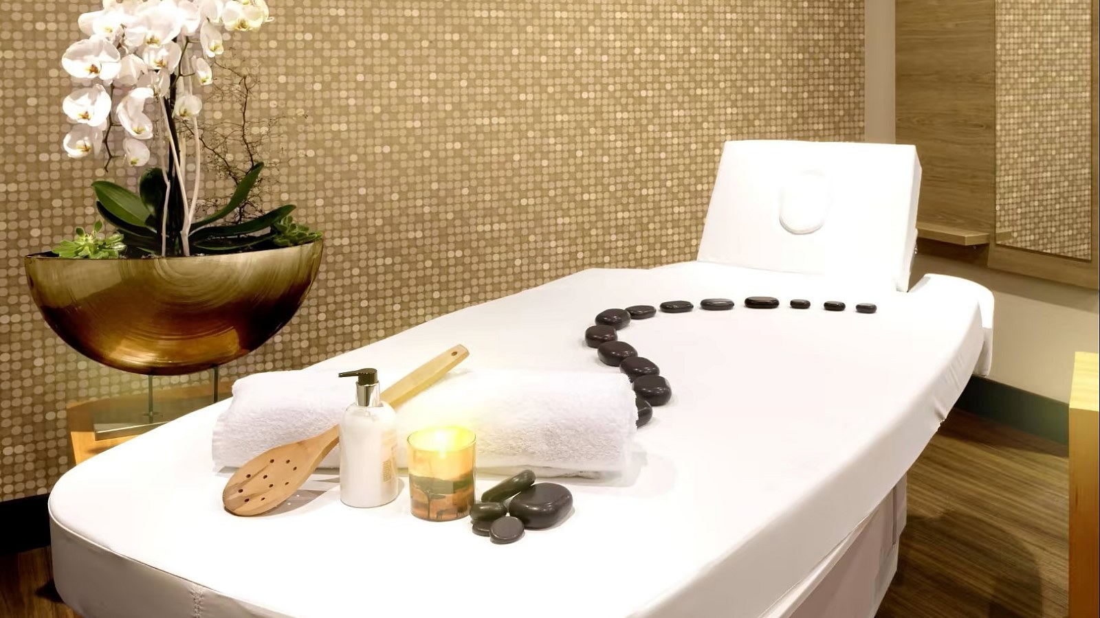 Gesundheitsreise mit Zuschuss Ihrer Krankenkasse nach Braunschweig. Foto 3 zeigt eine Impression von Steigenberger Parkhotel Braunschweig oder seiner Umgebung.