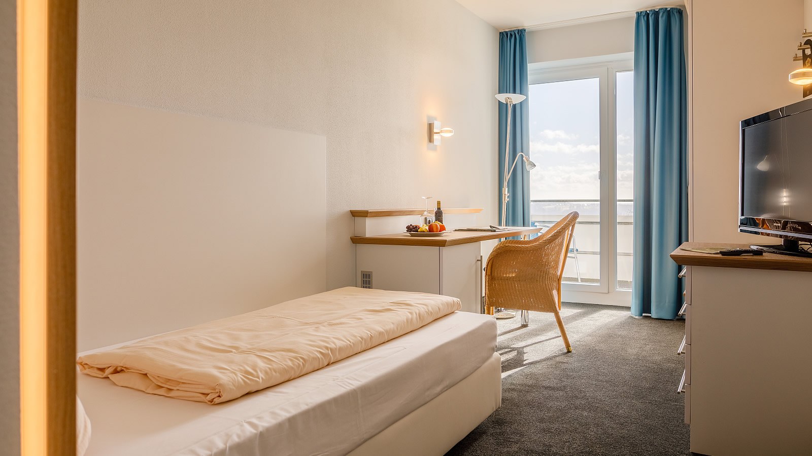 Gesundheitsreise mit Zuschuss Ihrer Krankenkasse nach Bad Marienberg. Foto 17 zeigt eine Impression von Wildpark Hotel oder seiner Umgebung.