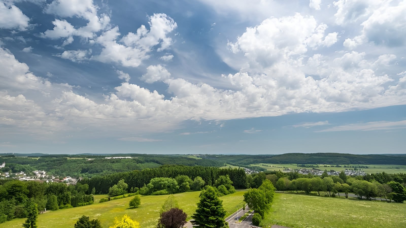 Gesundheitsreise mit Zuschuss Ihrer Krankenkasse nach Bad Marienberg. Foto 22 zeigt eine Impression von Wildpark Hotel oder seiner Umgebung.