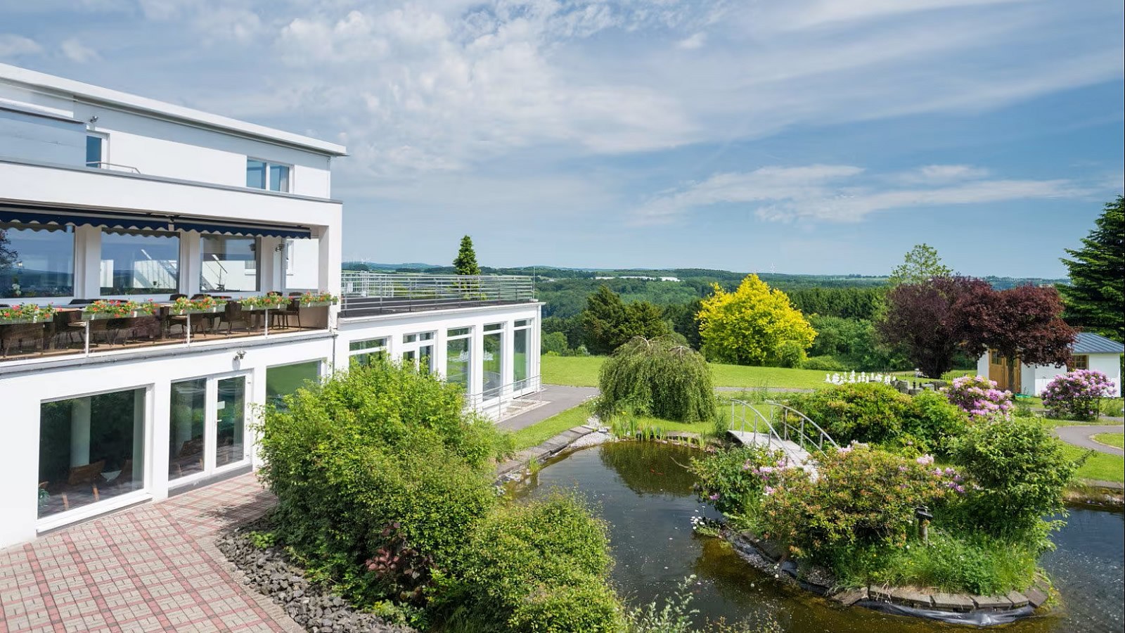 Gesundheitsreise mit Zuschuss Ihrer Krankenkasse nach Bad Marienberg. Foto 25 zeigt eine Impression von Wildpark Hotel oder seiner Umgebung.