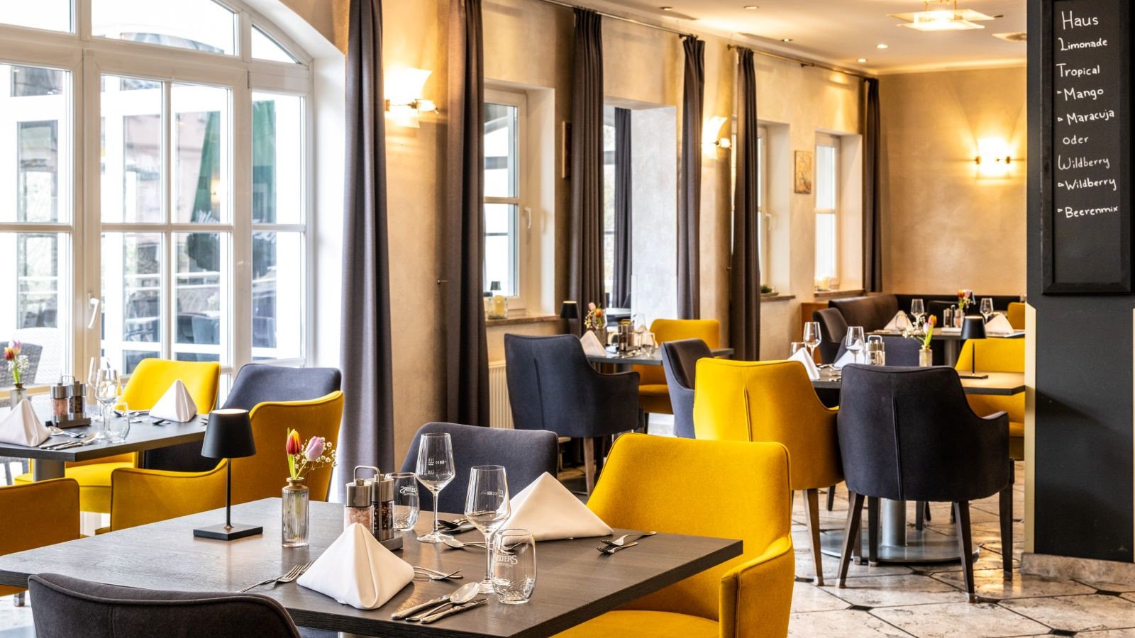 Gesundheitsreise mit Zuschuss Ihrer Krankenkasse nach Weilburg. Foto 24 zeigt eine Impression von Hotel Lahnschleife oder seiner Umgebung.