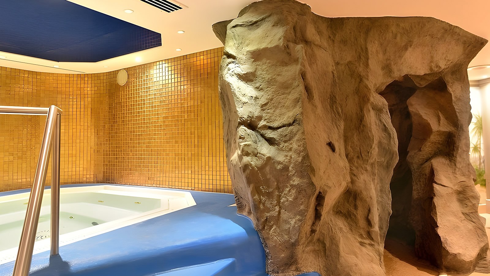 Gesundheitsreise mit Zuschuss Ihrer Krankenkasse nach Plauen. Foto 9 zeigt eine Impression von Hotel Alexandra oder seiner Umgebung.