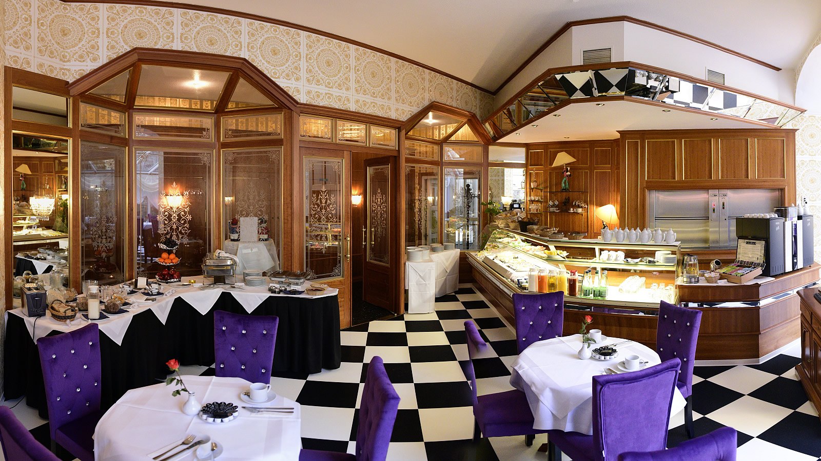 Gesundheitsreise mit Zuschuss Ihrer Krankenkasse nach Plauen. Foto 11 zeigt eine Impression von Hotel Alexandra oder seiner Umgebung.